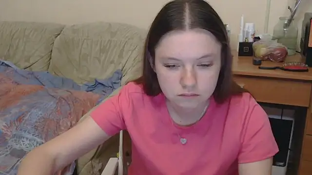 Snapshot of JessicaHolland1 chatting on 14, 5, 2026 JessicaHolland1 online show from 14, 5, 2026