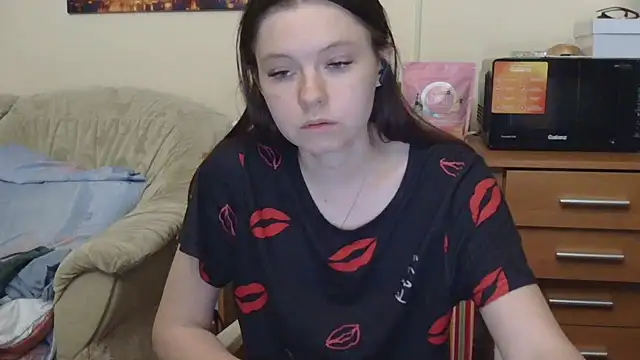 Snapshot of JessicaHolland1 chatting on 31, 5, 2026 JessicaHolland1 online show from 31, 5, 2026