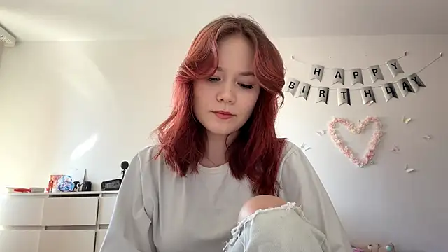 BernieceFender online show from 5, 4, 2026