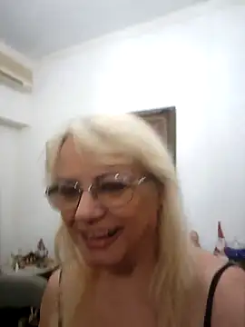 MatureElegantWidow online show from 3, 5, 2026