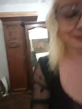 MatureElegantWidow online show from 20, 5, 2026