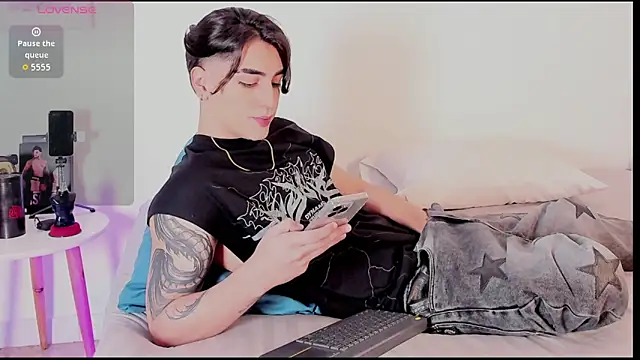 Thiago angel online show from 22, 4, 2026