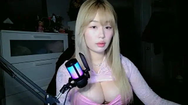 obeycarrienoona online show from 8, 4, 2026