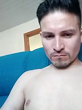 Snapshot of Joelcio19cm chatting on 5, 5, 2026 Joelcio19cm online show from 5, 5, 2026