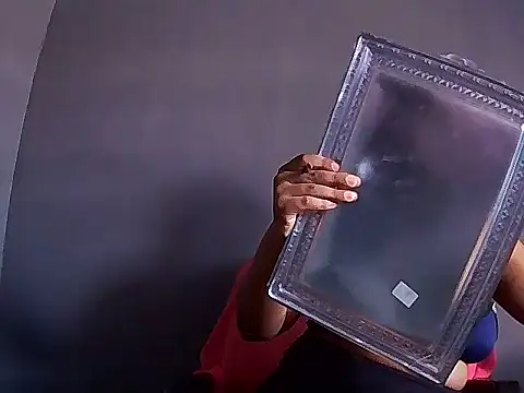 Snapshot of Submissive_Pricess chatting on 4, 4, 2026 Submissive Pricess online show from 4, 4, 2026