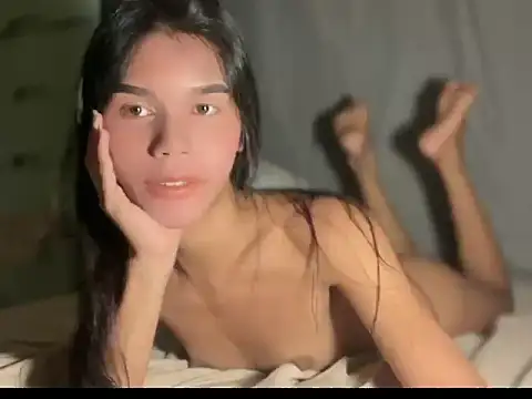 Snapshot of yourgirl_aliya02 chatting on 5, 5, 2026 yourgirl aliya02 online show from 5, 5, 2026