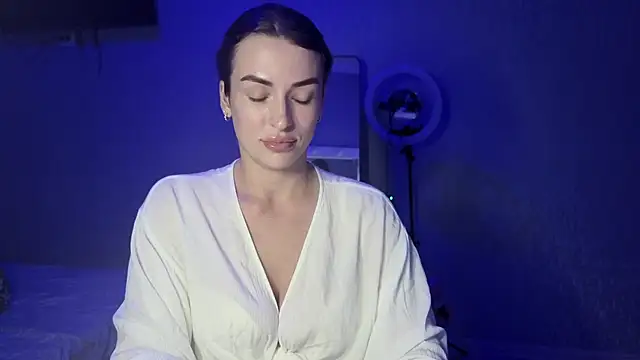 Snapshot of Kira__love1 chatting on 22, 6, 2026 Kira love1 online show from 22, 6, 2026