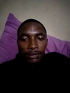 Snapshot of alphamale25 chatting on 23, 4, 2026 alphamale25 online show from 23, 4, 2026