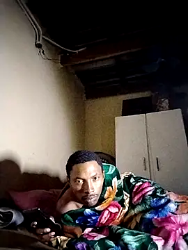 Snapshot of alphamale25 chatting on 8, 4, 2026 alphamale25 online show from 8, 4, 2026
