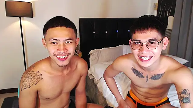 Snapshot of Xasianhotguy chatting on 15, 4, 2026 Xasianhotguy online show from 15, 4, 2026