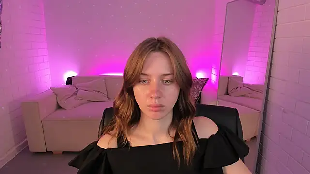 MeganClapp online show from 13, 5, 2026