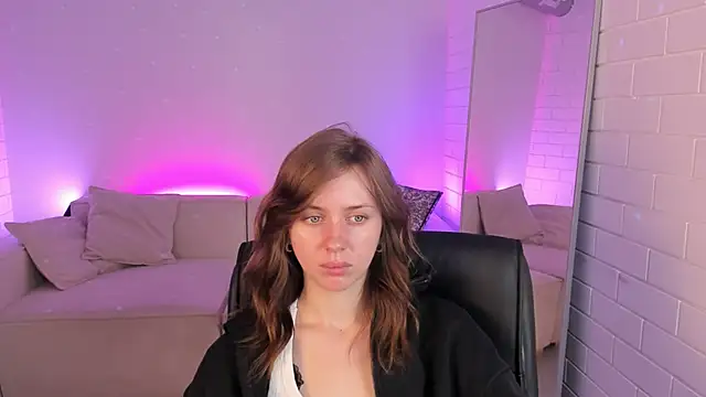 MeganClapp online show from 11, 5, 2026