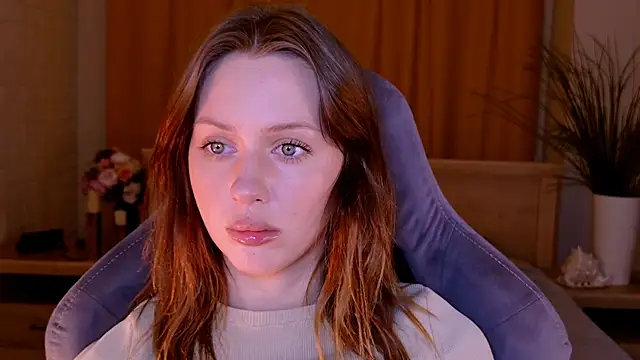 MeganClapp online show from 27, 4, 2026