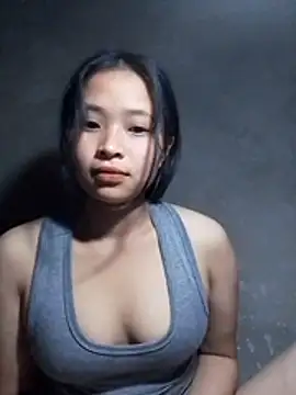 Snapshot of Liss-mimi chatting on 5, 4, 2026 Liss-mimi online show from 5, 4, 2026