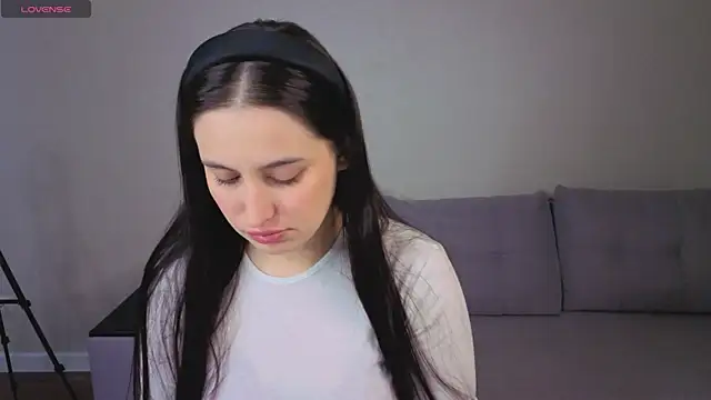 Elizabet Collins online show from 16, 4, 2026