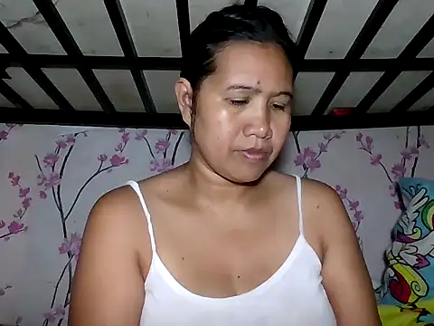 Snapshot of _SweetSmile chatting on 13, 4, 2026 SweetSmile online show from 13, 4, 2026