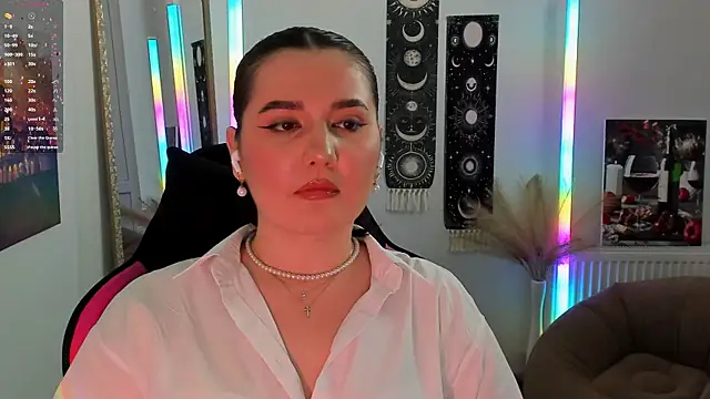 Snapshot of SourCherry__ chatting on 19, 5, 2026 SourCherry online show from 19, 5, 2026