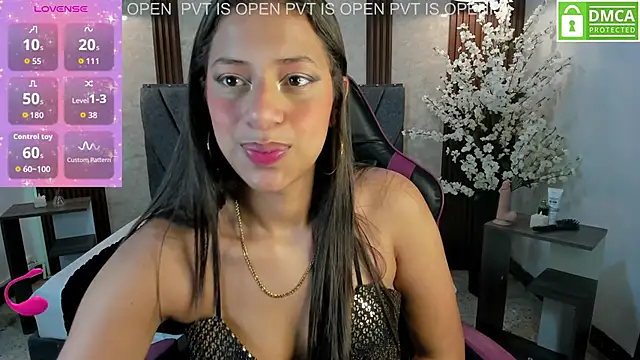 Snapshot of Atiena_ chatting on 1, 5, 2026 Atiena online show from 1, 5, 2026