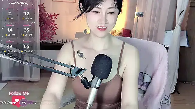 Snapshot of noomi-1111 chatting on 24, 5, 2026 noomi-1111 online show from 24, 5, 2026