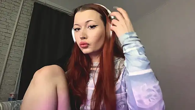 LaurenGoodhart online show from 10, 4, 2026