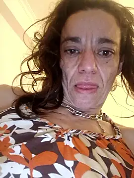 vanisofy86 online show from 9, 4, 2026