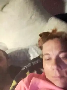 JSfreakycouple online show from 4, 4, 2026