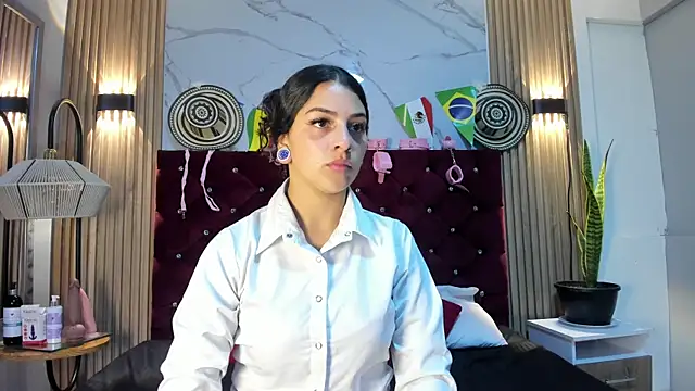 Eva-Lonx online show from 3, 7, 2026