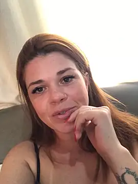 Snapshot of Ruiva_tatuada_brazil chatting on 7, 4, 2026 Ruiva tatuada brazil online show from 7, 4, 2026