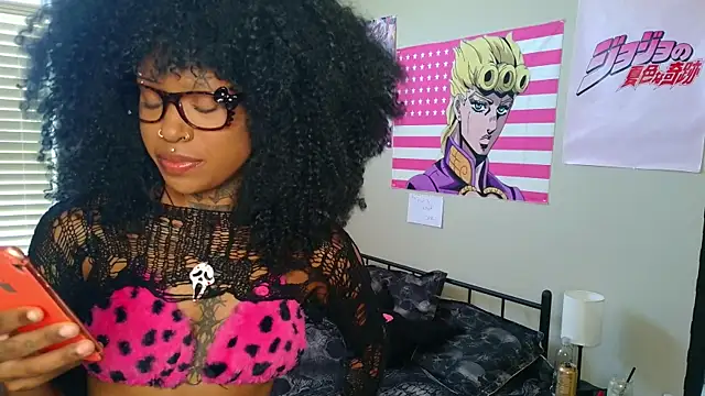 Snapshot of spookiebaddie chatting on 16, 4, 2026 spookiebaddie online show from 16, 4, 2026