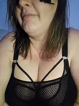 nika-W online show from 18, 4, 2026