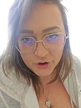 nika-W online show from 26, 4, 2026
