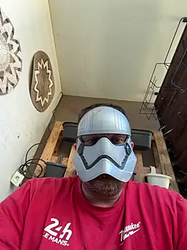 Snapshot of cochontoutmignon chatting on 4, 4, 2026 cochontoutmignon online show from 4, 4, 2026