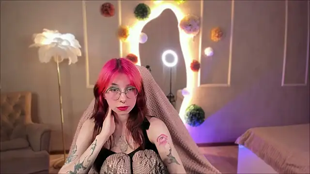 Snapshot of Alice_Nyx chatting on 8, 4, 2026 Alice Nyx online show from 8, 4, 2026