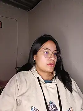 Snapshot of SerenaDupont_ chatting on 24, 6, 2026 SerenaDupont online show from 24, 6, 2026