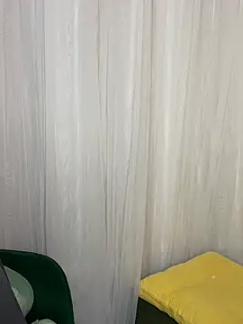 yaya0302 online show from 17, 4, 2026