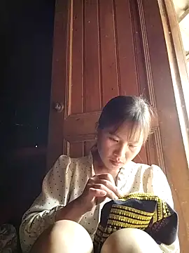 Snapshot of Yo-must chatting on 13, 4, 2026 Yo-must online show from 13, 4, 2026