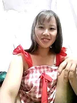 Snapshot of Yo-must chatting on 28, 4, 2026 Yo-must online show from 28, 4, 2026