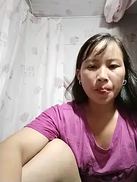 Snapshot of Yo-must chatting on 8, 6, 2026 Yo-must online show from 8, 6, 2026