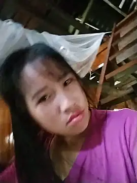 Snapshot of Yo-must chatting on 28, 5, 2026 Yo-must online show from 28, 5, 2026