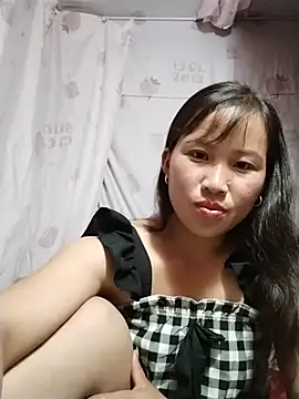 Snapshot of Yo-must chatting on 24, 5, 2026 Yo-must online show from 24, 5, 2026