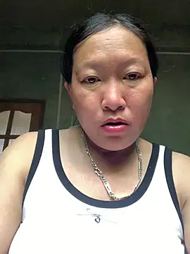 Snapshot of candy-beo chatting on 6, 5, 2026 candy-beo online show from 6, 5, 2026
