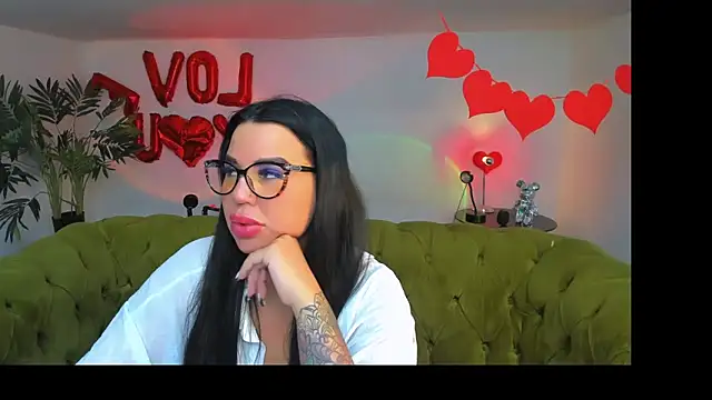 Salty  Queen online show from 7, 4, 2026