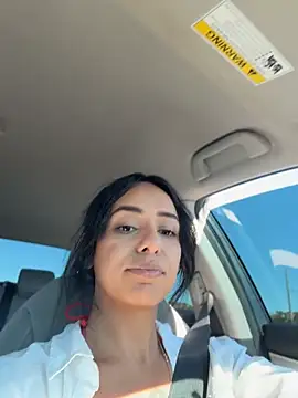 Controllercutie online show from 4, 5, 2026