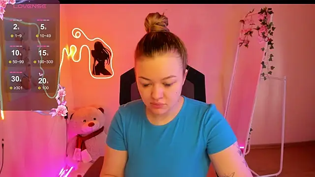 Snapshot of AmeliePeach chatting on 8, 4, 2026 AmeliePeach online show from 8, 4, 2026