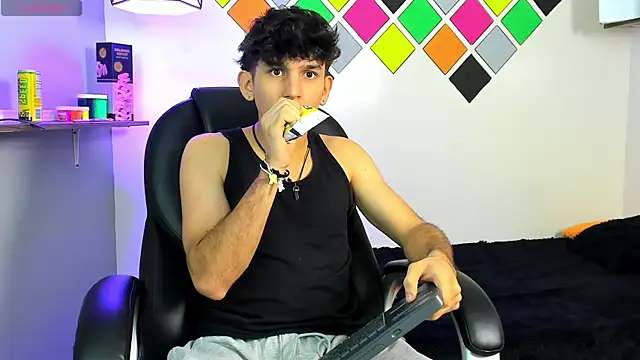 Snapshot of billy_wild chatting on 12, 7, 2026 billy wild online show from 12, 7, 2026