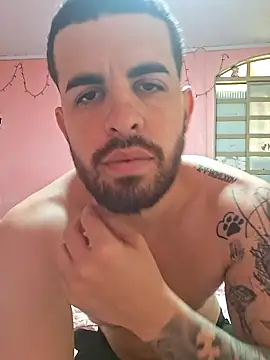 Snapshot of leoxxxgato chatting on 10, 4, 2026 leoxxxgato online show from 10, 4, 2026