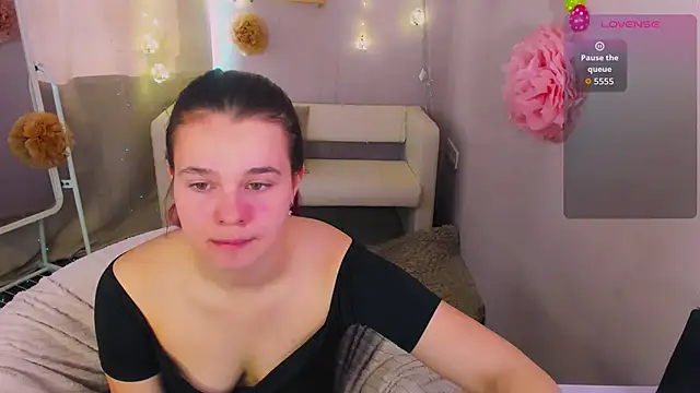 Snapshot of Kacey_Love chatting on 20, 5, 2026 Kacey Love online show from 20, 5, 2026