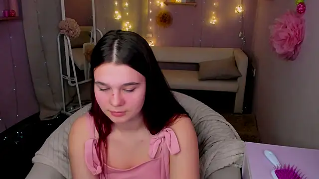 Snapshot of Kacey_Love chatting on 3, 5, 2026 Kacey Love online show from 3, 5, 2026