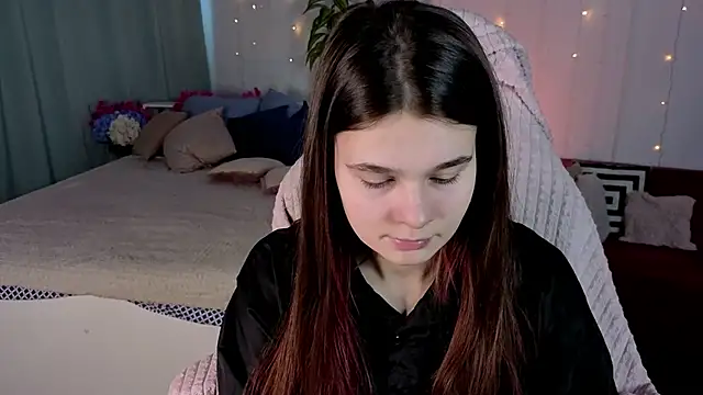 Snapshot of Kacey_Love chatting on 8, 4, 2026 Kacey Love online show from 8, 4, 2026