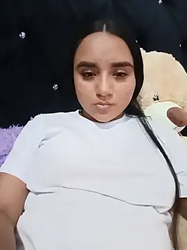 Snapshot of Valentina_Narvaez chatting on 19, 6, 2026 Valentina Narvaez online show from 19, 6, 2026